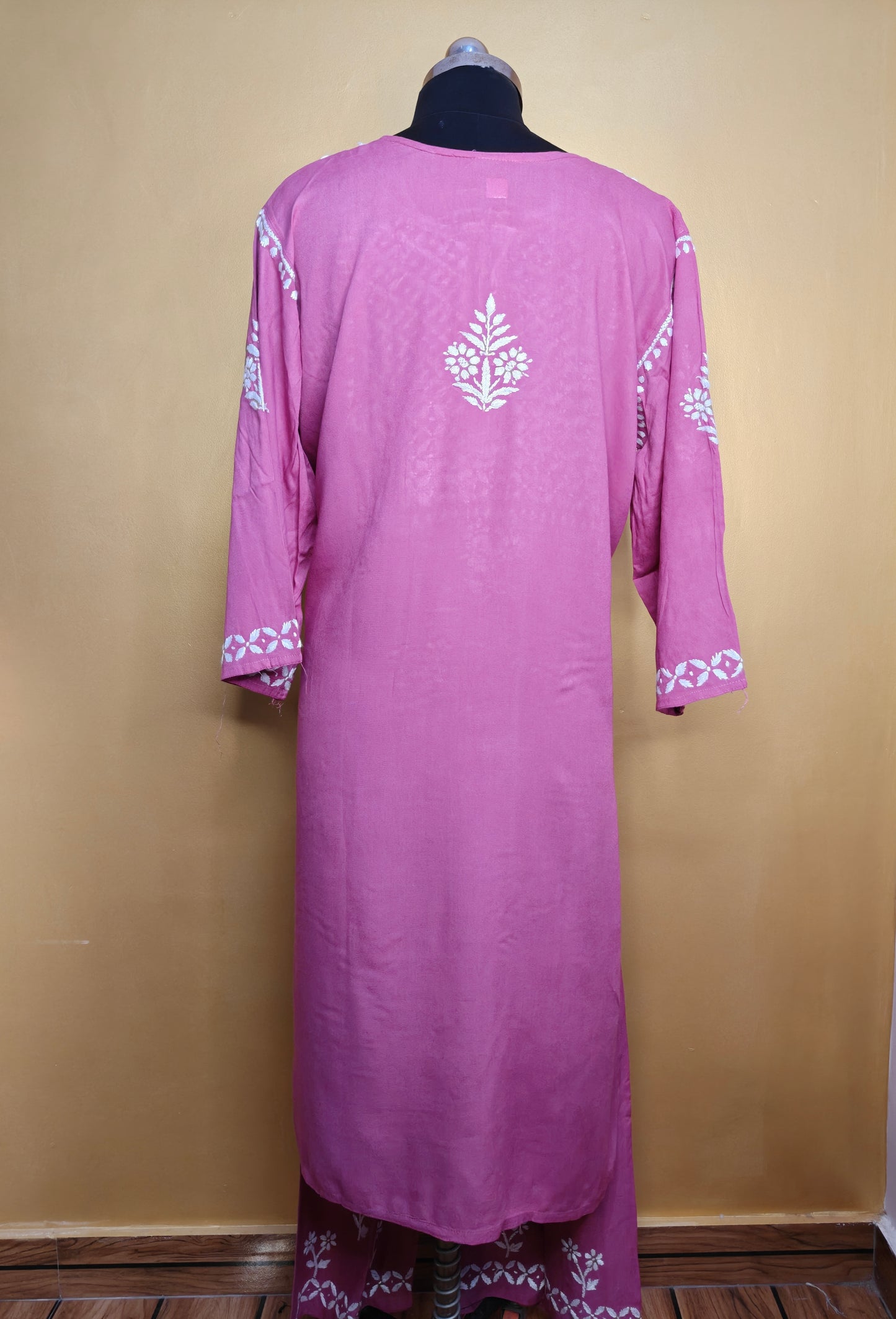 Mauve Rayon Chikankari Kurta Set with Ghaspatti & Phanda Embroidery | Varnika Exclusive Chikan